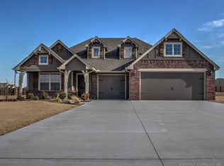 8923 N 64th Ave E, Owasso, OK 74055