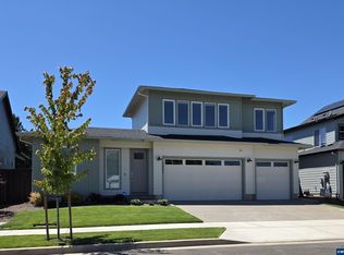 3083 Olympic St, Woodburn, OR 97071