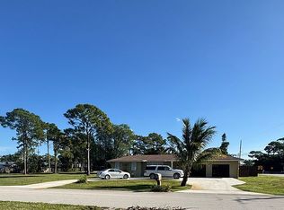 5490 Winchester Woods Dr, Lake Worth, FL 33463