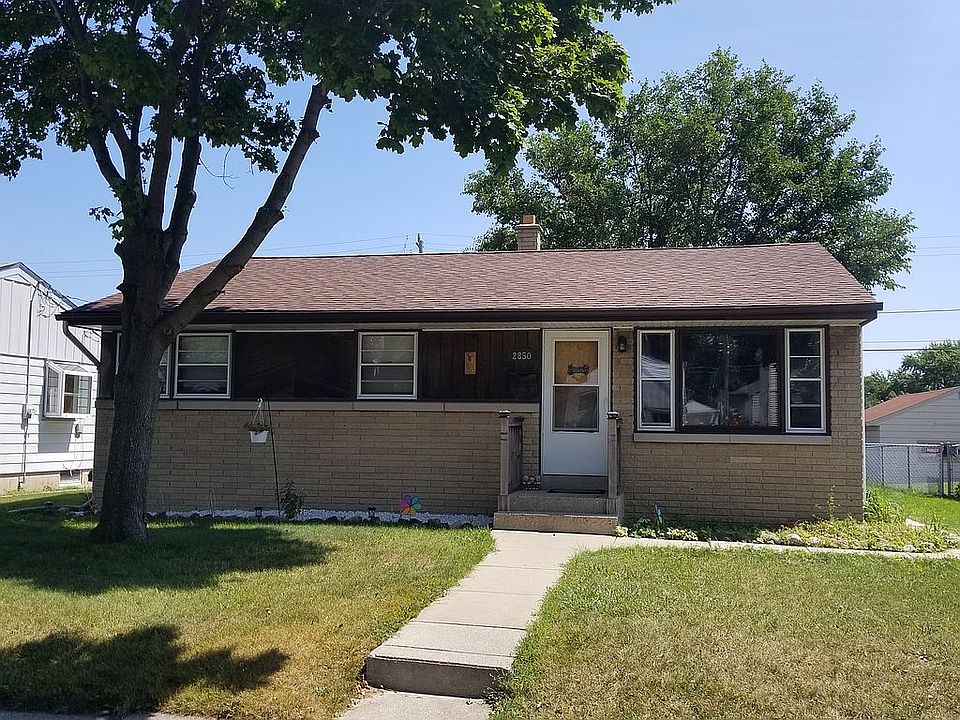 2nd image of 2850 S 68th St