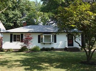 24404 Twin Circle Dr, North Olmsted, OH 44070