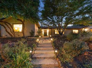 59 Martha Rd, Orinda, CA 94563