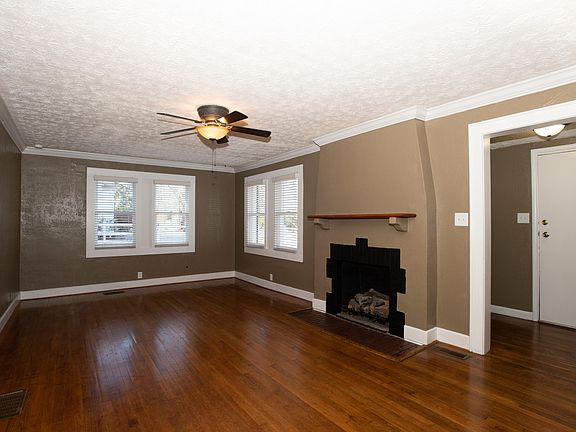 3rd image of 5306 Holston Dr