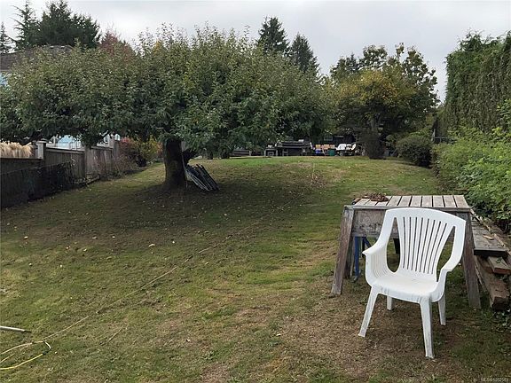5th image of 3875 Rumble Rd