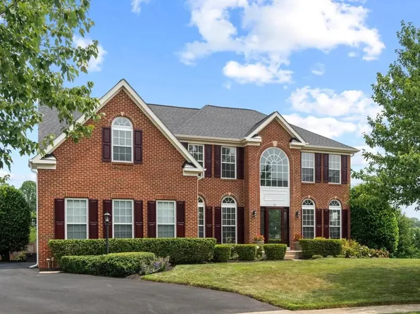 11 Cobham Ct, Stafford, VA 22554