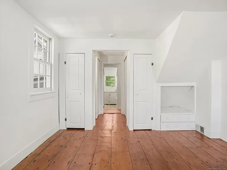 168 Rowayton Ave #A — Photo 19