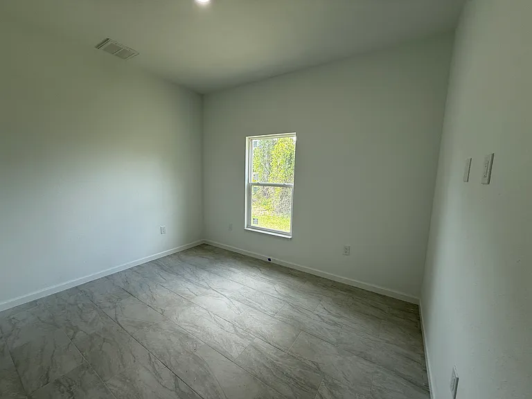 1180 Comfort Ln — Photo 14