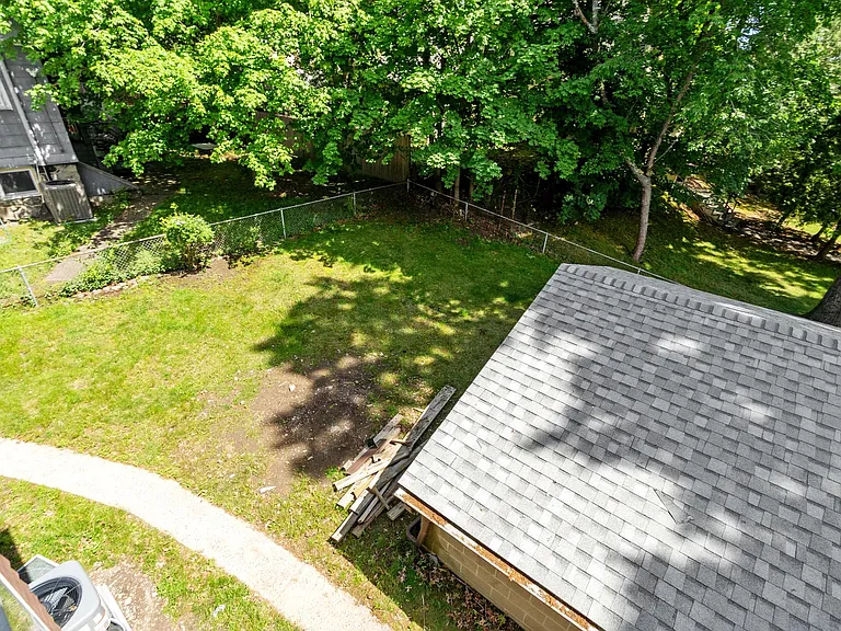 61 Warren St #2 — Photo 39