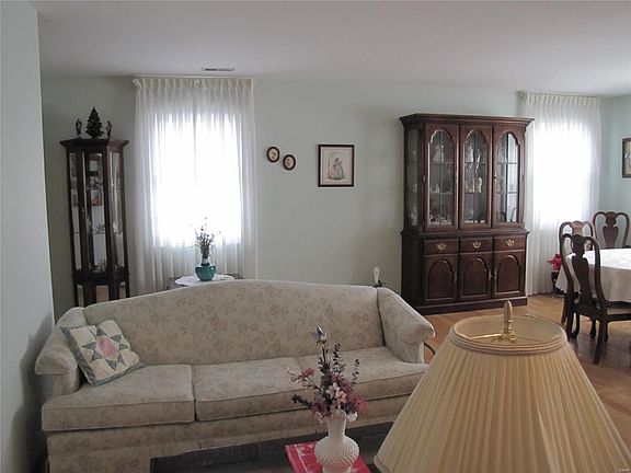 3rd image of 4301 Sunridge Dr APT D