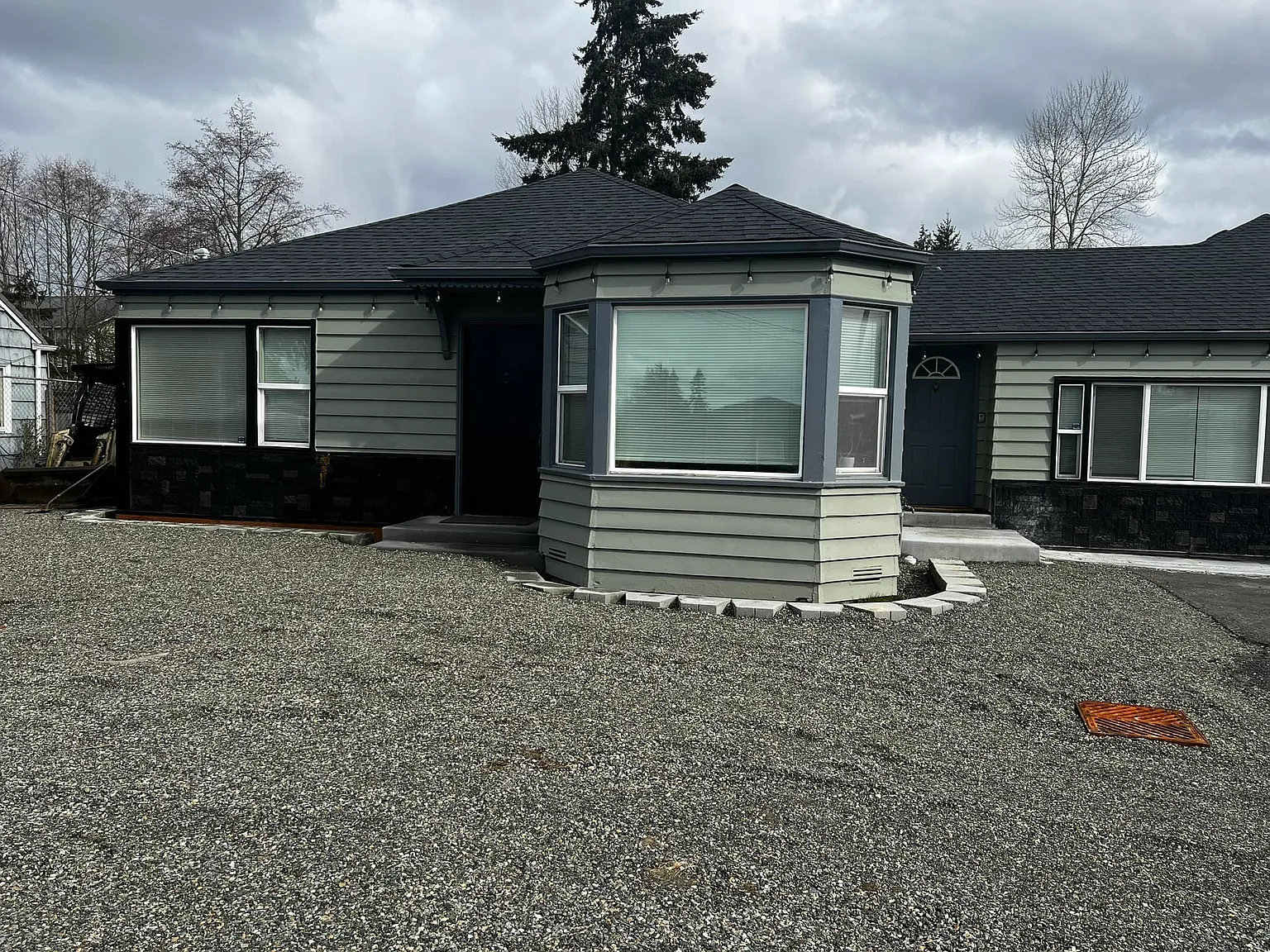 7 bed, 1768 sqft, $810 — Photo 4