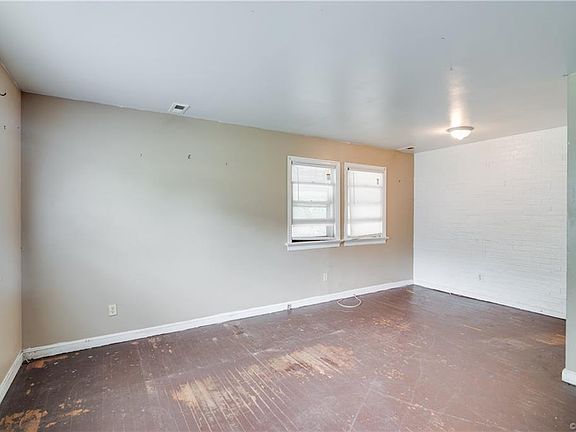 3rd image of 6007 Keaneland Dr