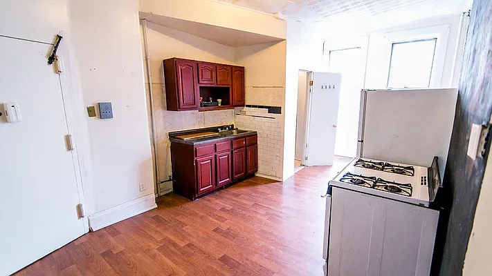 Rented by Nooklyn NYC LLC | media 37