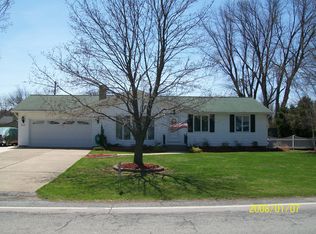 5315 Powers Rd, Orchard Park, NY 14127