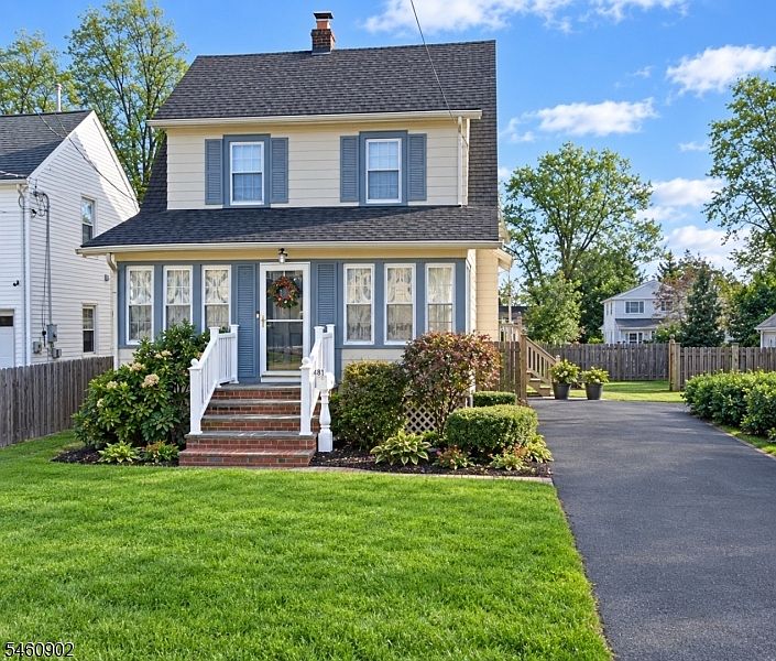 1st image of 23 Bartell Pl