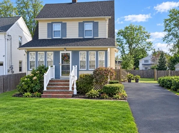 23 Bartell Pl, Clark Twp., NJ 07066