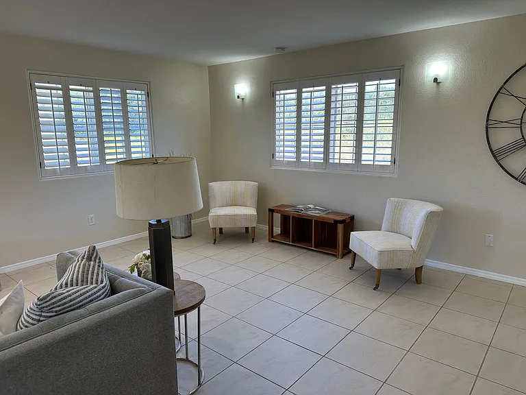 2340 Mount Elena Way — Photo 6