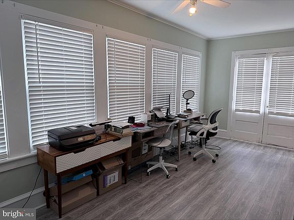 4th image of 283 W Commerce Ext