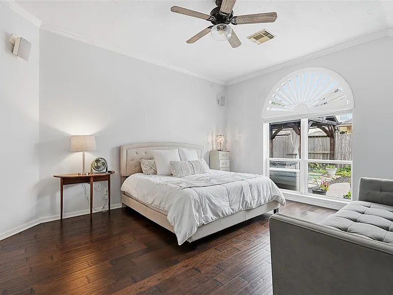 1010 Bringewood Chase Dr — Photo 26