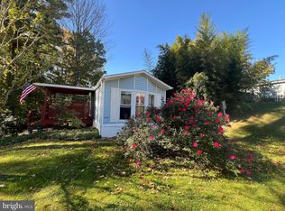 1036 Pine Dr, West Chester, PA 19380