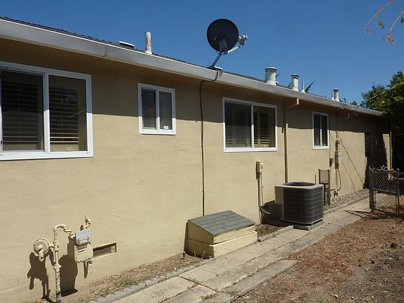 2nd image of 719 S Maple Ave