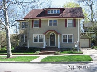 910 South Blvd, Evanston, IL 60202