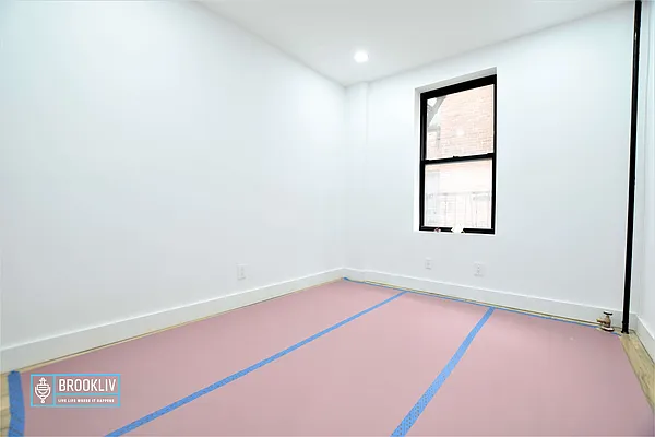 Rented by null | media 58