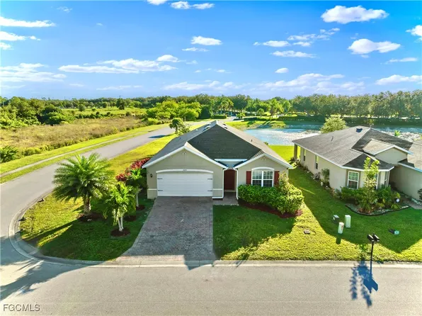 10285 Silver Pond Ln, Lehigh Acres, FL 33936