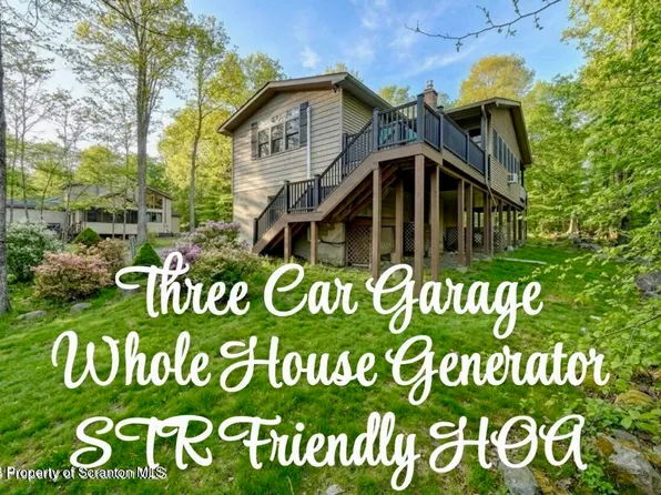 341 Packanack Dr, Clifton, PA 18424