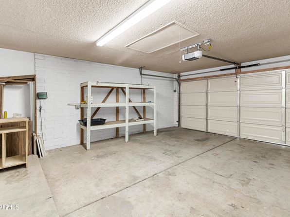 15619 N 58th Ave, Glendale, AZ 85306