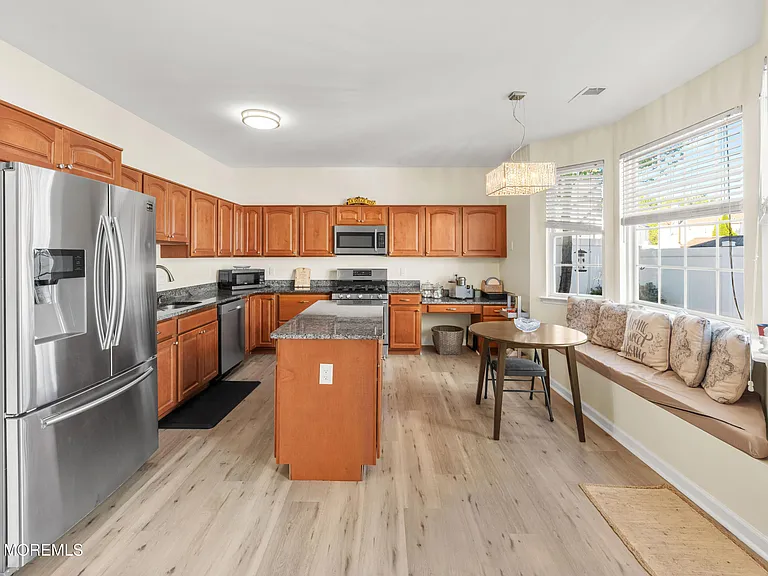 41 Tall Oaks Ct — Photo 14