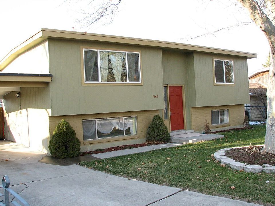 New exterior paint, vinyle windows
