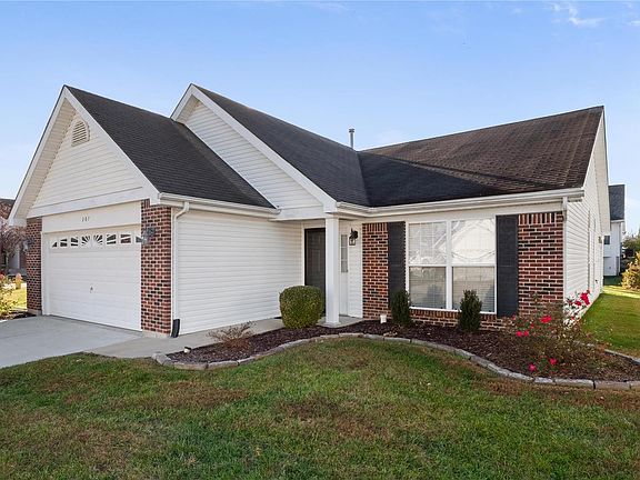 2nd image of 287 Fawn Oaks Ln