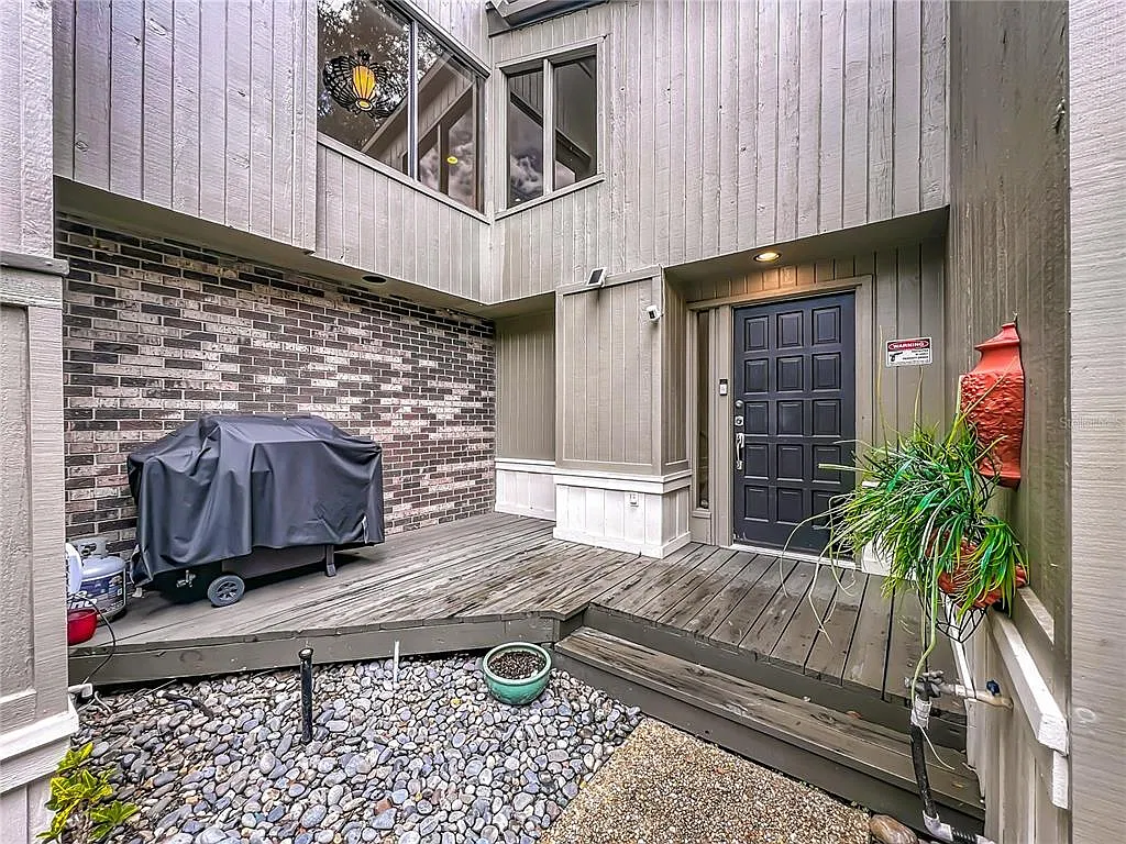 2 bed, 2.5 bath, 1637 sqft, $3,200 — Photo 3