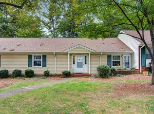 3119 Bonhurst Dr, Winston Salem, NC 27106