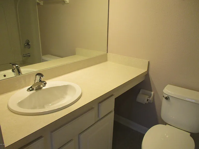 3684 Summerlin Ln E — Photo 6