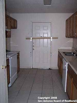 5th image of 7549-7551 OAK CHASE