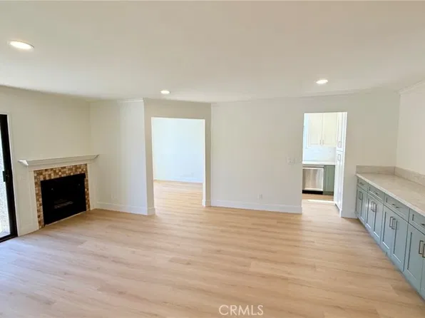 225 N Rose St Unit 104, Burbank, CA 91505