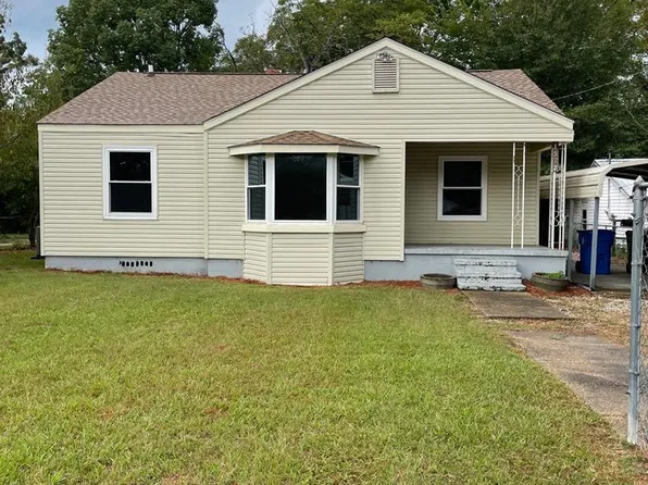 1572 3rd Ave, Dothan, AL 36301