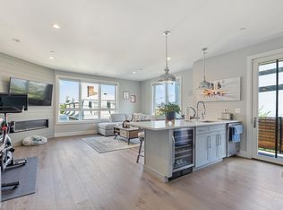 7 Baker Ct, Dorchester, MA 02125