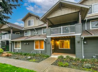 10800 SE 17th Cir APT B-15, Vancouver, WA 98664