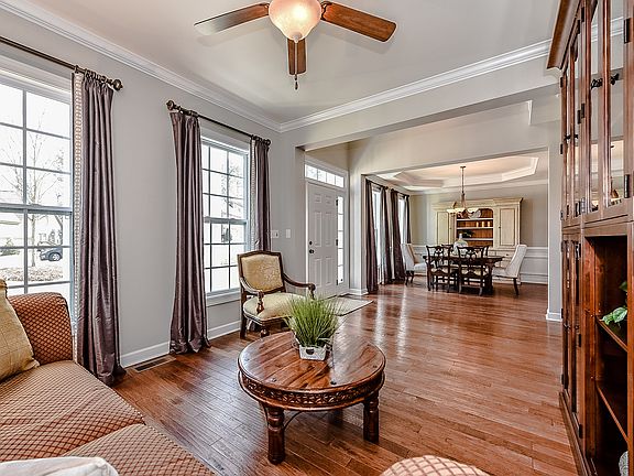 4th image of 13022 Avila Ct