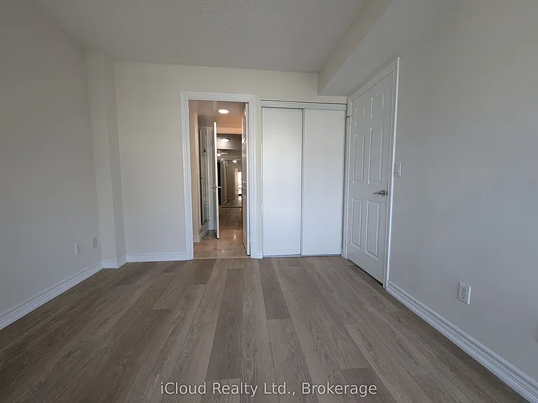 761 Bay St #702 — Photo 34