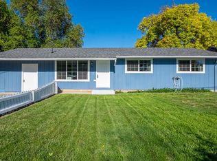 524 S Platt Pl, Eagle Point, OR 97524