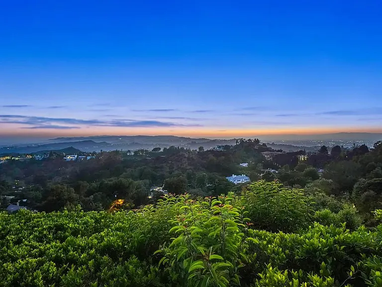 Admire the mesmerizing sunset view that extends beyond the horizon, creating a breathtaking and memorable sight.