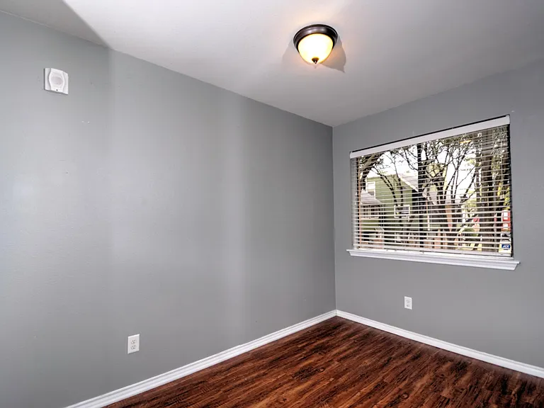 9831 Walnut St #209 — Photo 10