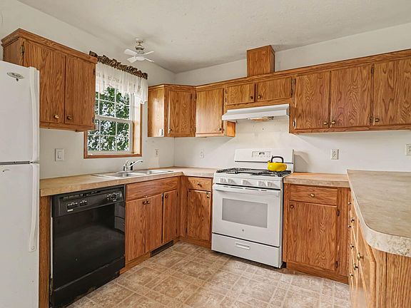 5th image of 4630 West St