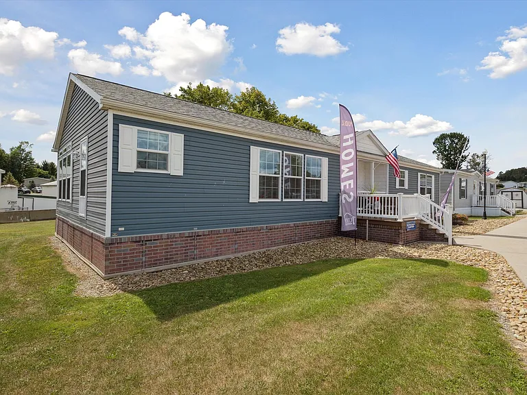 Sunny Acres — Photo 10