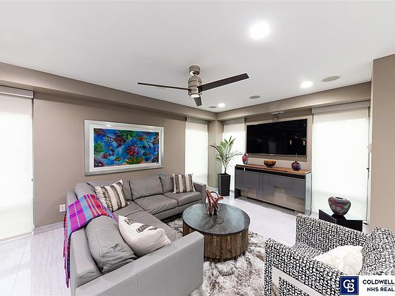 4th image of 1130 H St APT 207