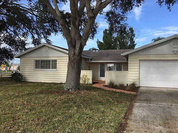 2nd image of 1065 N Montego Bay Dr