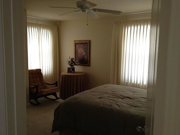 2nd image of 3112 Mistletoe Dr #1
